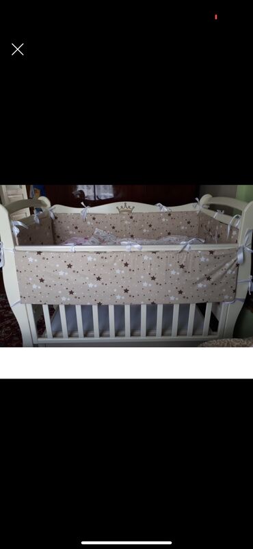 Продается детская кроватка Viola 3 в отличном состоянии с матрасиком и