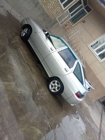 ВАЗ (ЛАДА): ВАЗ (ЛАДА) 2112: 2005 г., 1.6 л, Механика, Бензин, Хэтчбэк — 2