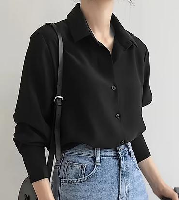 Köynək və bluzalar: Köynekler yenidir. Hər biri 10 azn. Təkcə qalın zolaqlı sweater S — 1