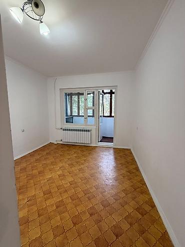 Продажа квартир: 4 комнаты, 99 м², 12 мкр 106 серия, 1 этаж, Старый ремонт — 4