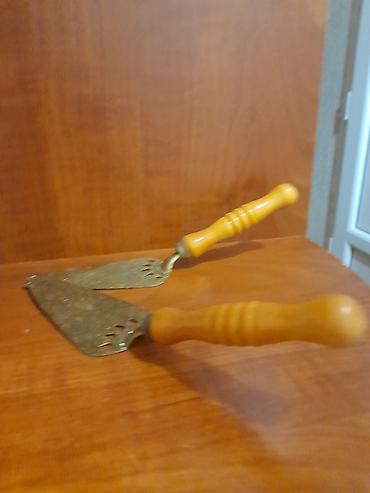 Qab-qacaq və mətbəx ləvazimatları: 2 ədəd mətbəx üçün tort/piroq spatulası dəsti. Metal başlıqlı və — 1