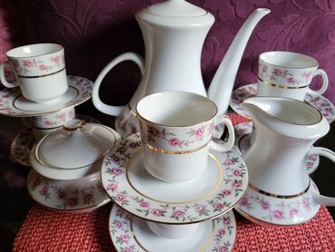 Kuhinjski setovi: Servis nov za kafu Epiag Bohemija 1950g + Cehoslovacka na lalafo.rs — 3 Kuhinjski setovi: Servis nov za kafu Epiag Bohemija 1950g + Cehoslovacka — 3