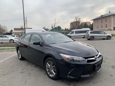 Транспорт: Toyota Camry: 2.5 л | 2017 г. | Седан