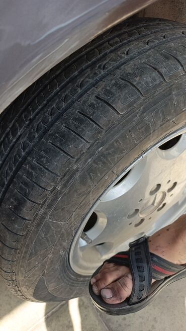 Disk təkərlər: İşlənmiş Disk təkər Mercedes-Benz 205 / 65 / R 15, 5 Boltlu