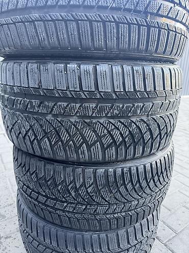 35: Продаю зимний покрышки r19 разноширокие Kumho wintercraft WP72 — 2
