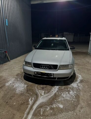 машина за 40000: Audi A4: 1996 г., 2 л, Механика, Бензин, Седан