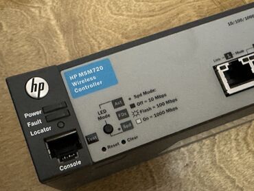 все к компьютеру: Wi-Fi контроллер и 2 точки доступа к нему. Производитель HPE MSM720