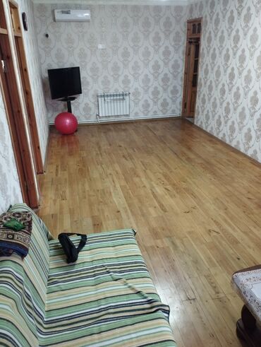 Torpaq sahələrinin satışı: 3 sot, Tikinti, Mülkiyyətçi, Müqavilə -da lalafo.az — 11 Torpaq sahələrinin satışı: 3 sot, Tikinti, Mülkiyyətçi, Müqavilə — 11