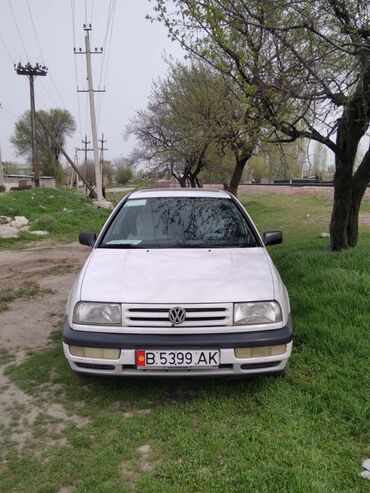 буфер обмена: Volkswagen Vento: 1994 г., 1.8 л, Автомат, Бензин, Седан