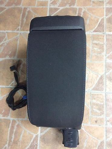 akcija ventilatora: NASLON ZA RUKU ZA VOLKSWAGEN GOLF 5, GOLF 6 | Fabricki naslon za — 1