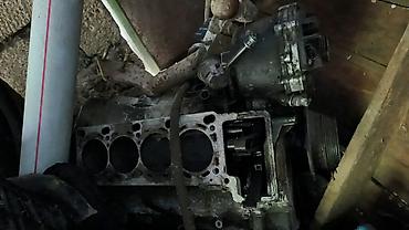 mercedes 190 dizel motor: Land Rover 322, 4.4 l, Benzin, 2003 il, İşlənmiş — 4