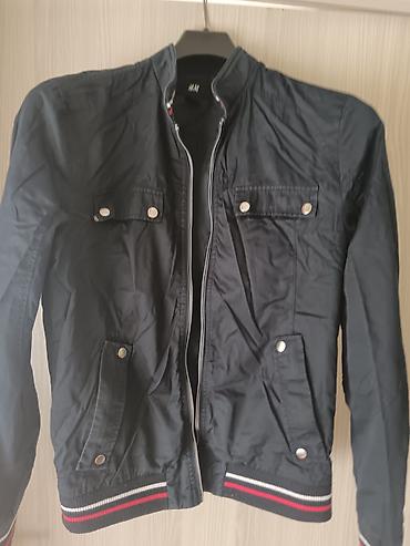 aksa: H&M muška jakna – veličina EUR 50 / US 40R / CA 40R / CN 175/100 — 3