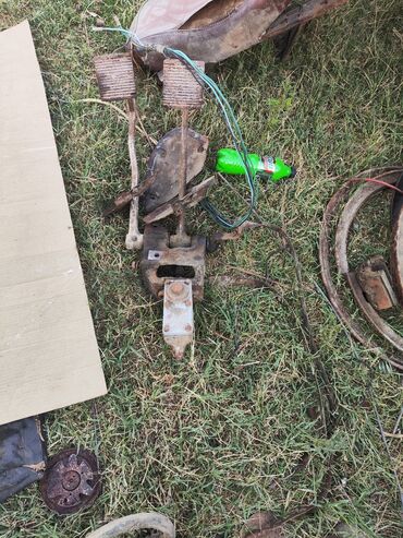 Digər kuzov detalları: Məhsul: Yük maşını üçün metal bort-kuzov və əlavə şüşə detalları — 15