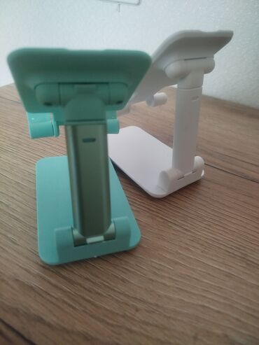 Mobil telefonlar üçün digər aksesuarlar: Stol üstü telefon tutacaqlar satılır isdeyen bu nömrəylə əlaqə — 14