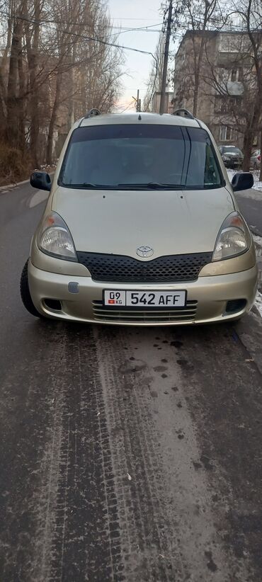 Toyota: Toyota Yaris Verso: 2000 г., 1.5 л, Механика, Бензин, Кроссовер — 9