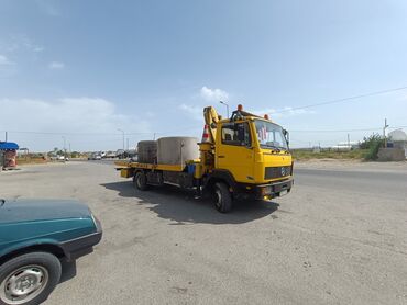 Mercedes-Benz: Hazır biznes satılır. Tam işlək maşındır. 2.5 ton kran, 3.5m