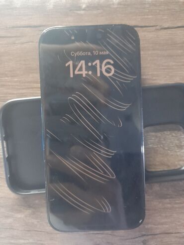 Apple iPhone: IPhone 14 Pro, Б/у, 128 ГБ, Jet Black, Зарядное устройство, Чехол, 92 %