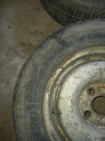 transporter multivan: Две шины на штампованных дисках R13. голф мазда323 - Размер шин — 2