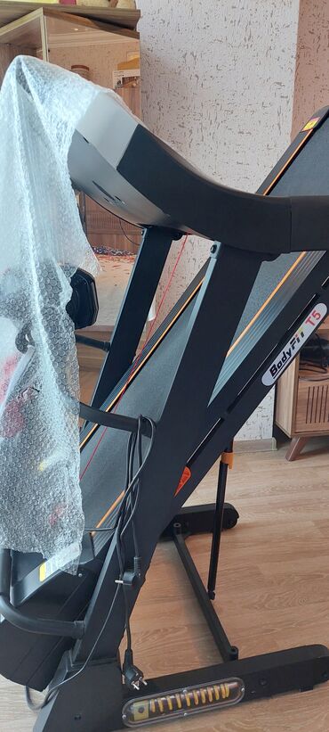 Qaçış trenajorları: Tecili satilmalidir.Qaçış aparatı. baha alinib demək okar ki,heç — 2