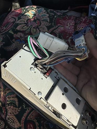 пульт сигнализации: Автомагнитола Kenwood (1-DIN) - Фронтальная панель с дисплеем и — 2