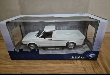 Solido Volkswagen Caddy model razmere 1:18 i  neotpakovan. Za sve