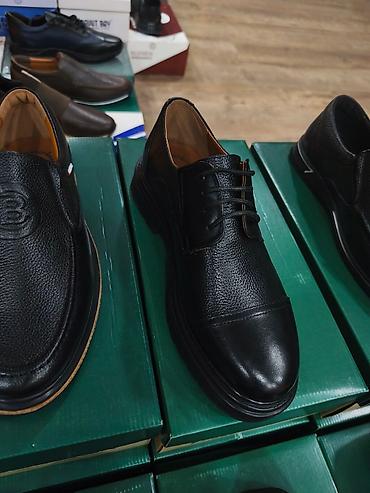 Ayaqqabılar: Kişi ayaqqabıları – klassik və gündəlik modellər Məhsul təsviri: - — 24