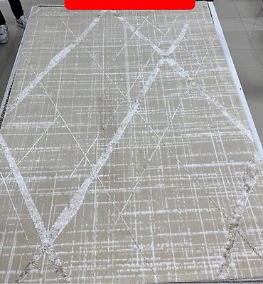 Tepisi i prostirke: Tepisi – više dezena i neutralnih tonova - Dizajn: - Klasični — 9