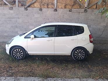 mersedes e300: Honda Fit: 2002 г. — 3