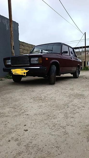 lada 2107 ehtiyat hisseleri: VAZ 2107, tünd albalı rəng, sedan kuzov. Texniki xüsusiyyətlər: - — 1