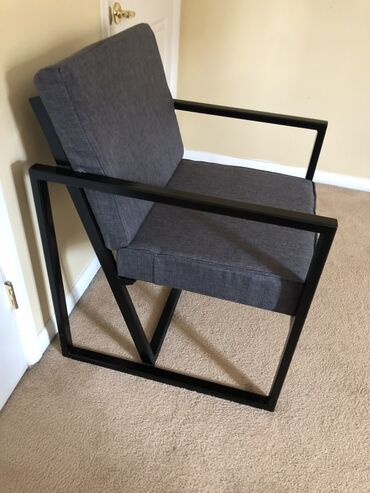 кожаные кресла для дома: Кресло в современном стиле лофт/минимализм. - Каркас: металл