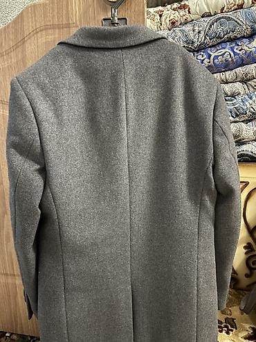 плащ весенний: Продаю пальто от Digo men’s wear,состояние новое 10/10,продаю изза — 3