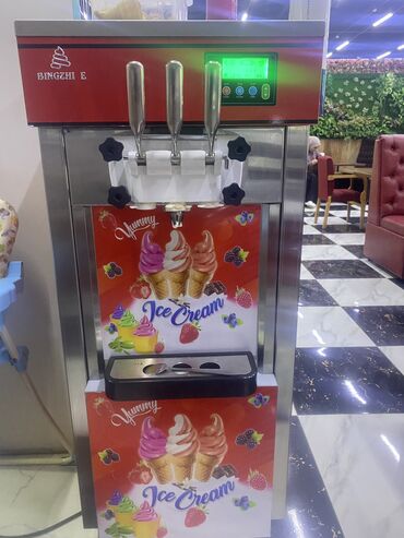 Оборудование для бизнеса: Новый аппарат для нежного мороженого.Пользовался 10дней только
