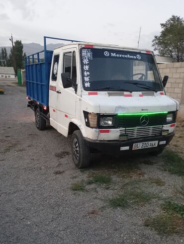 Легкий грузовой транспорт: Легкий грузовик, Mercedes-Benz, Дубль, Б/у