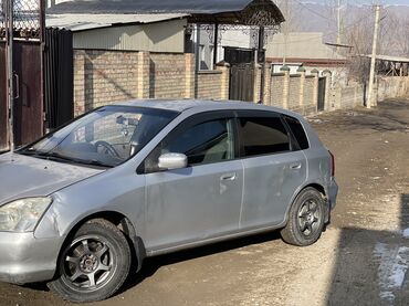 Honda: Honda Civic: 2001 г., 1.5 л, Вариатор, Бензин, Хэтчбэк — 5