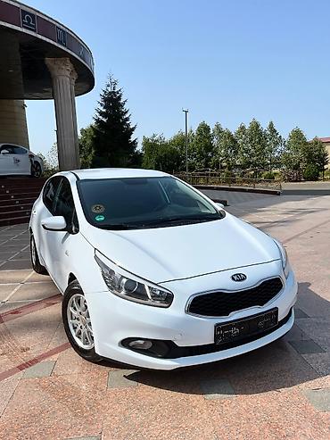 kia ceed 2007: Kia Ceed hatchback – ağ rəng, şəhər və gündəlik istifadə üçün — 1