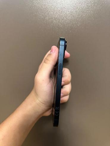 13 pro ekran: IPhone 13, Qara, Face ID — 10