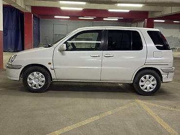 Toyota: Toyota Raum: 2000 г., 1.5 л, Автомат, Бензин, Минивэн — 4