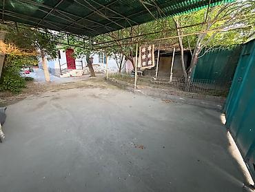 Продажа коттеджей и домов: Продаётся участок с домом и хозяйственными постройками. Описание — 2