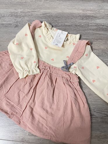 розовое платье с: Продаю платье, ростовка 100