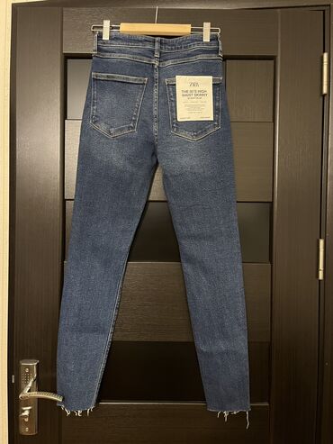 Səs kartları: Zara Yeni etiketli jeans şalvar
36 razmer 🩶 Yüksek bel skinny model — 11