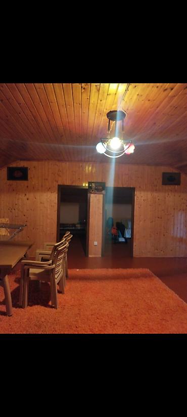 Həyət evləri və villaların satışı: Xüsusiyyətlər: - Üst mərtəbə: çox geniş açıq planlı mansard otağı — 1