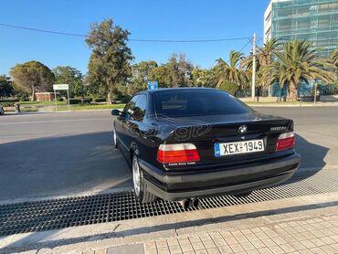 BMW 318: 1.8 l | 1994 year Coupe/Sports
