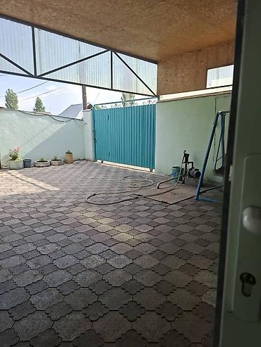 Продажа коттеджей и домов: Продаётся дом из 4х комнат в г. Кара-Балта, кирпичный 2016 года — 8