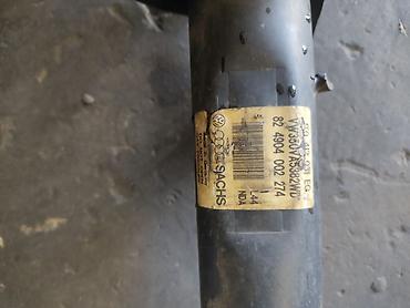 traktor 82: Volkswagen/Audi ön amortizator strut komplekti – 2 ədəd - Brend — 2