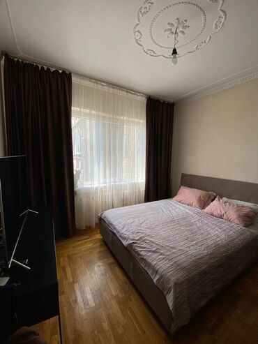 квартира в центре города бишкек: 3 комнаты, 72 м², 106 серия, 8 этаж, Косметический ремонт