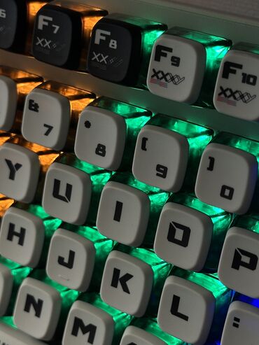 Клавиатуры: Клавиатура, Механическая, Проводное подключение, Размер: 100% — 11