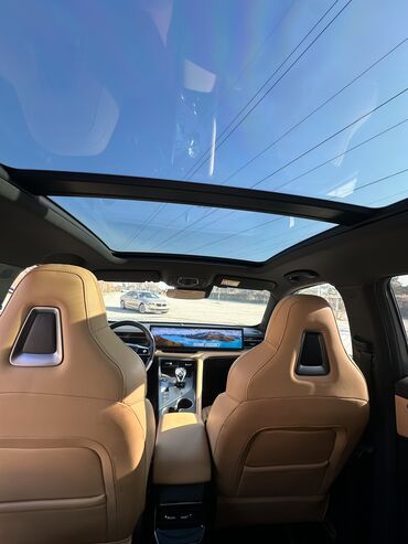 Roewe: Roewe ERX5: 2022 г., 1.5 л, Автомат, Гибрид, Кроссовер — 7