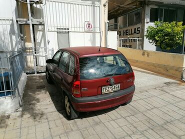 Οχήματα - Γλυφάδα: Opel Corsa: 1 l. | 1999 έ. | 180536 km. | Χάτσμπακ