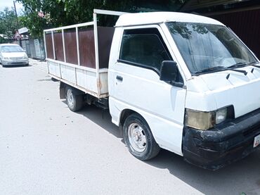 мерс дизель 124: Mitsubishi L300: 1993 г., 2.5 л, Механика, Дизель, Лимузин