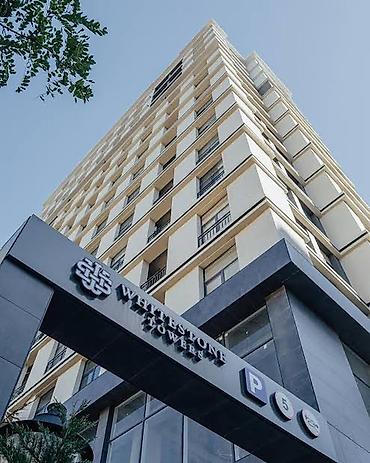Kommersiya daşınmaz əmlakı: Whitestone Towers kompleksində kommersiya sahəsi - Müasir premium — 1